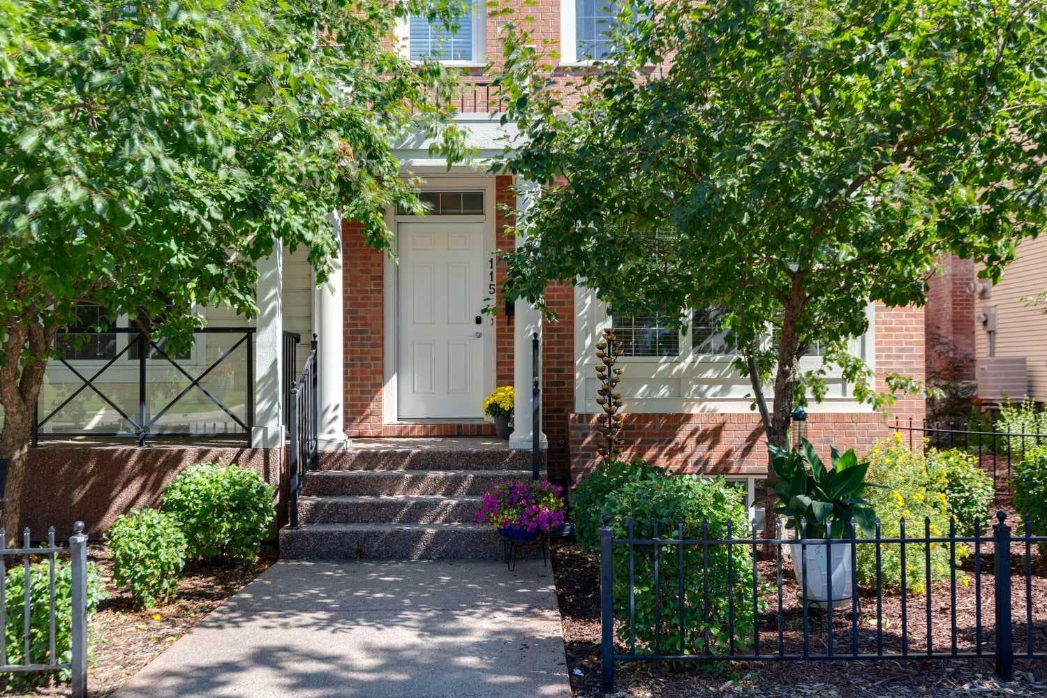 115 Couture Crescent SW