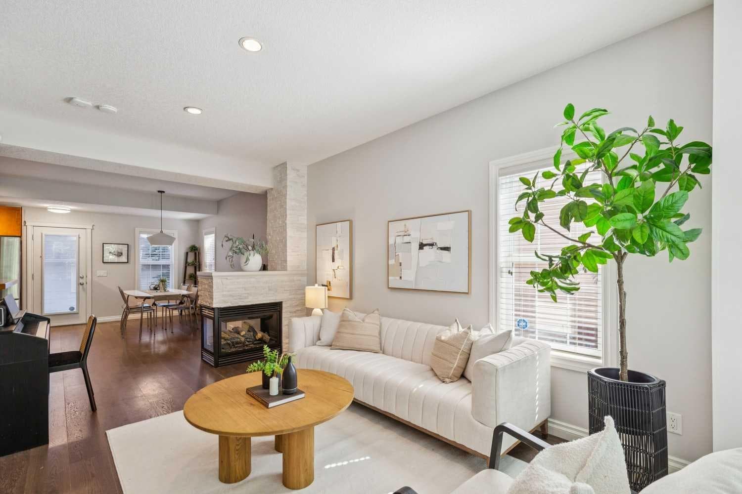115 Couture Crescent SW