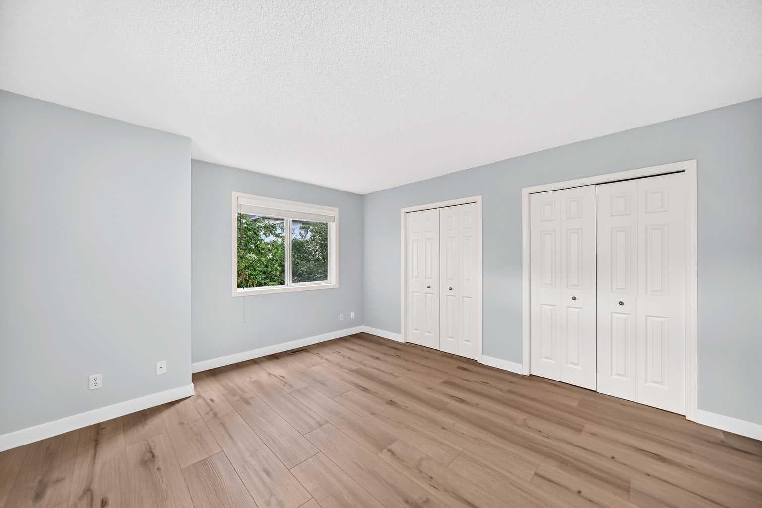 136 Bridlemeadows Common SW
