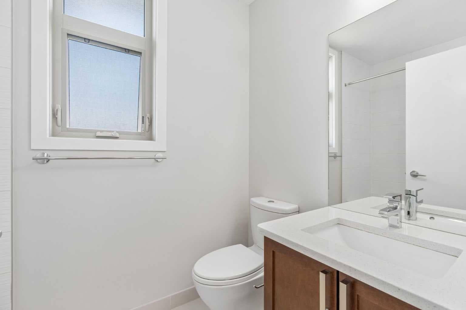 404, 22 Auburn Bay Link SE