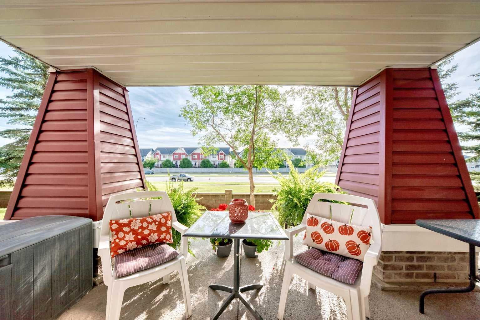3116, 10 Prestwick Bay SE