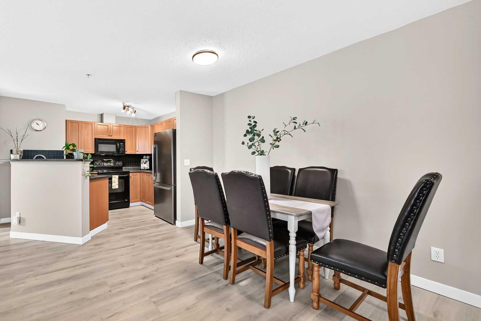 3116, 10 Prestwick Bay SE