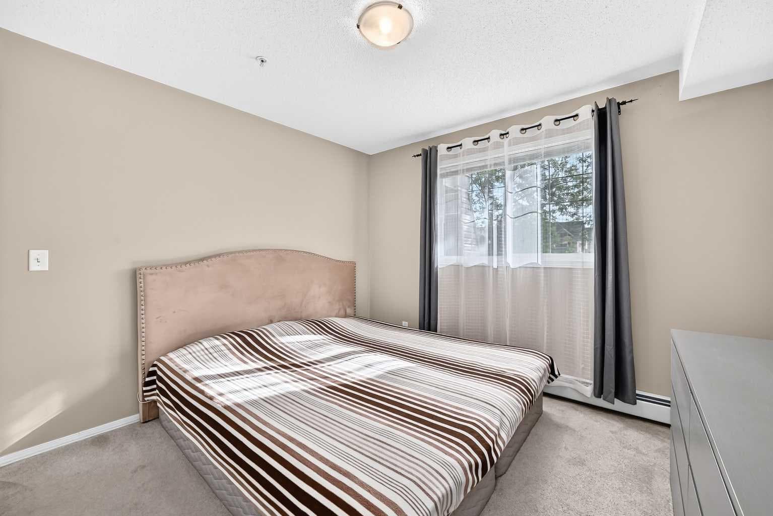 3116, 10 Prestwick Bay SE
