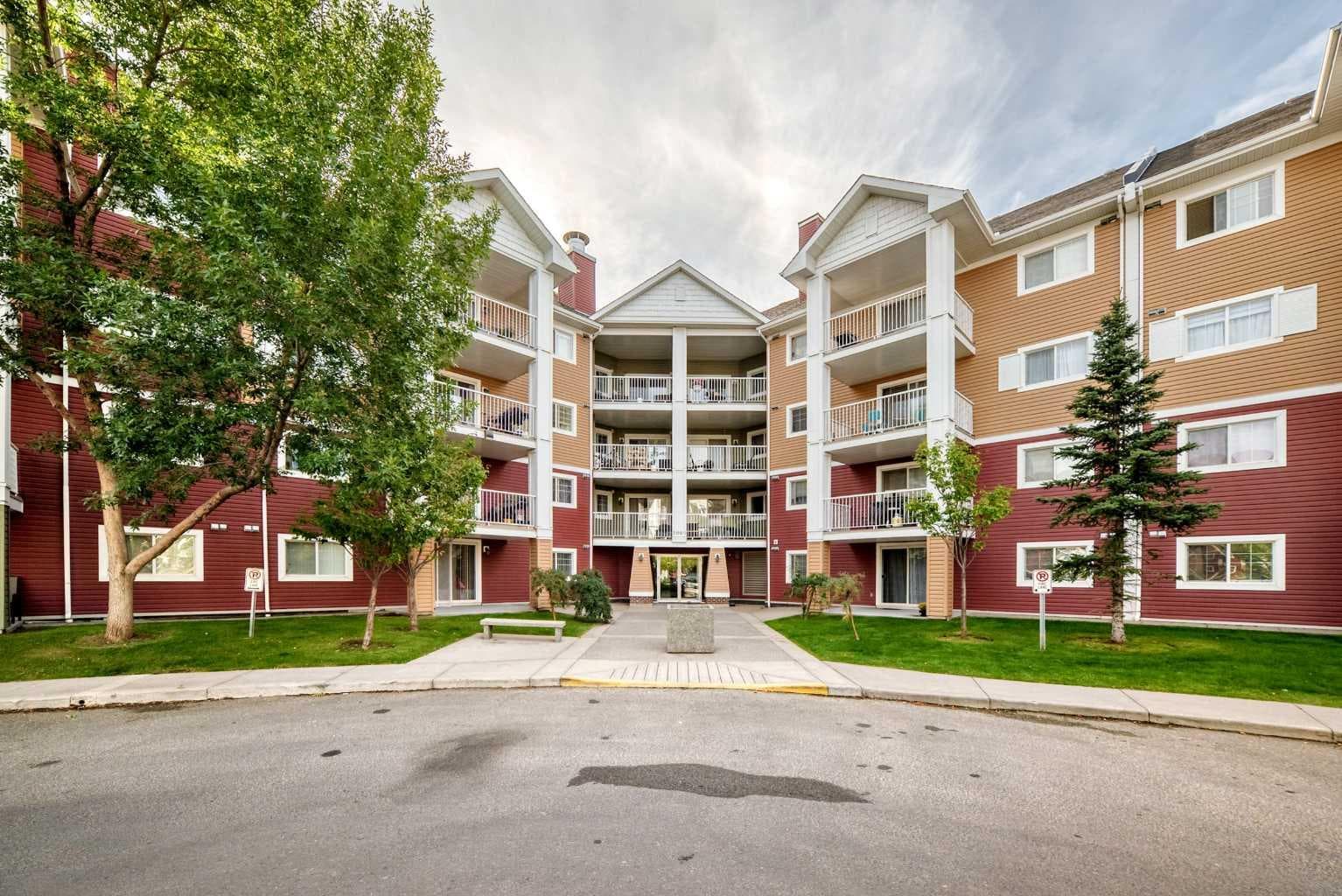 3116, 10 Prestwick Bay SE
