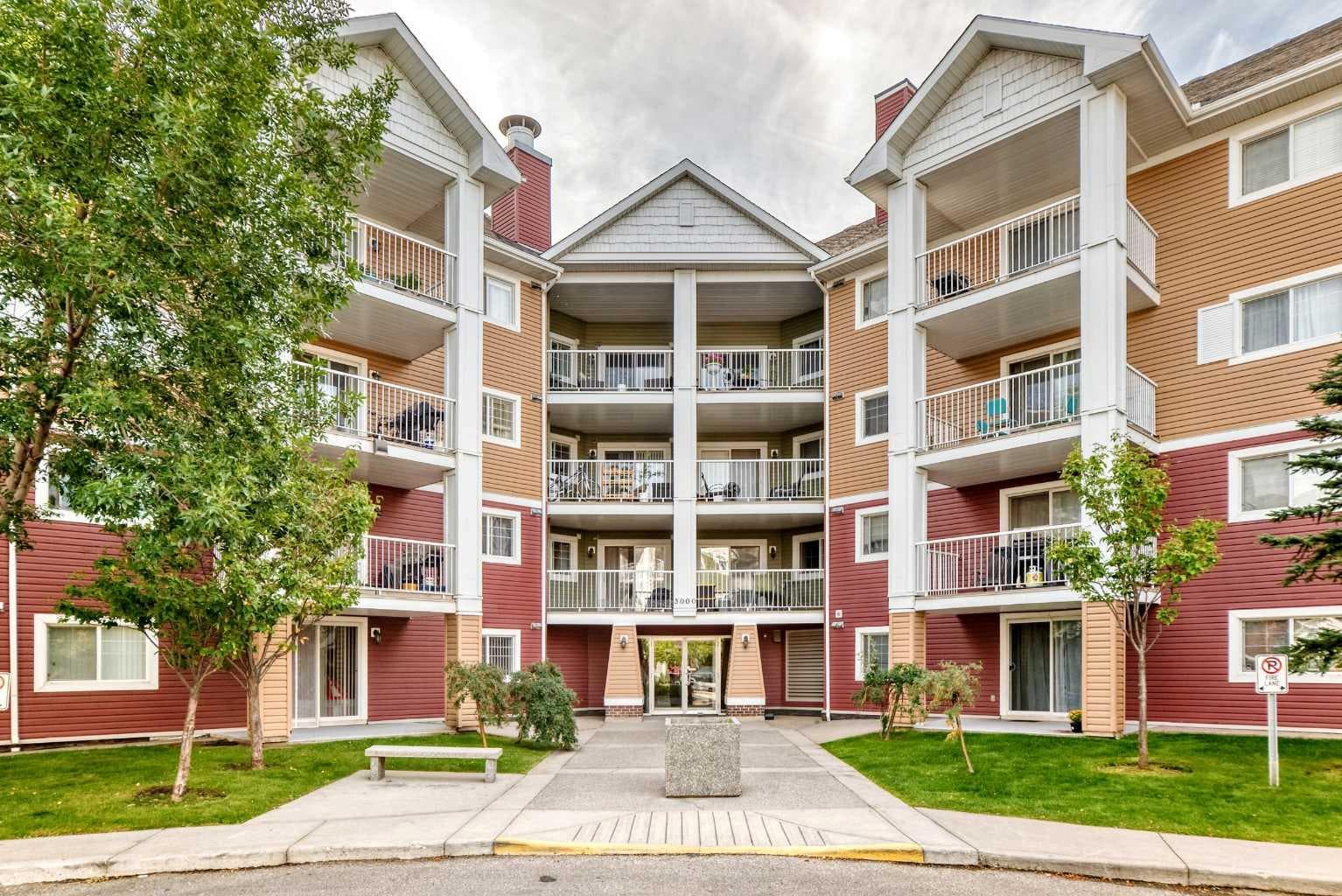 3116, 10 Prestwick Bay SE