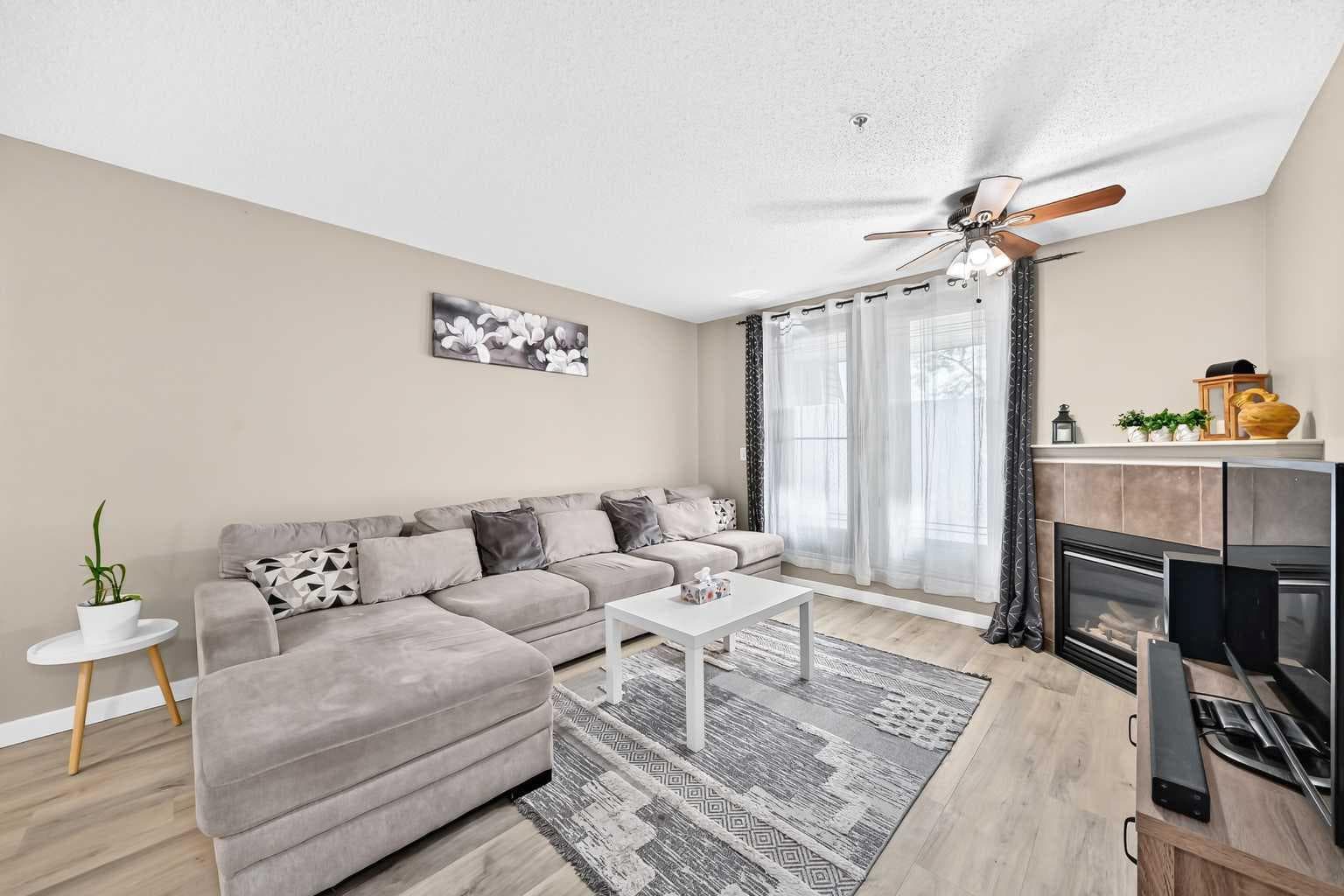 3116, 10 Prestwick Bay SE
