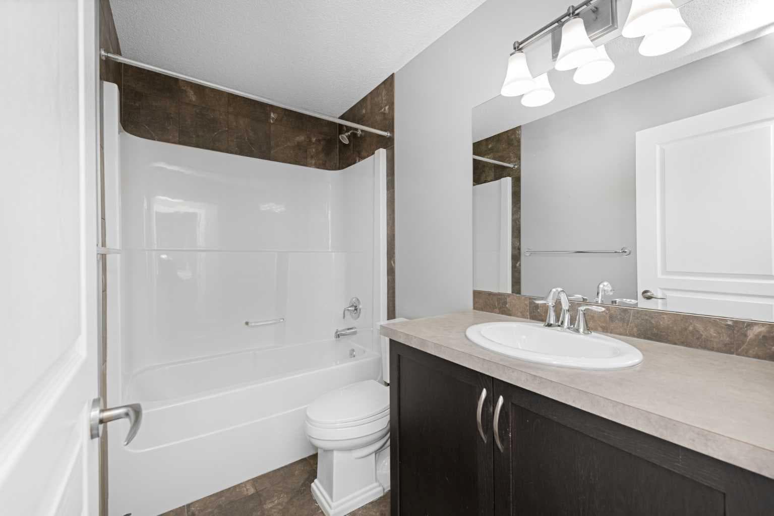 157 Walden Park SE
