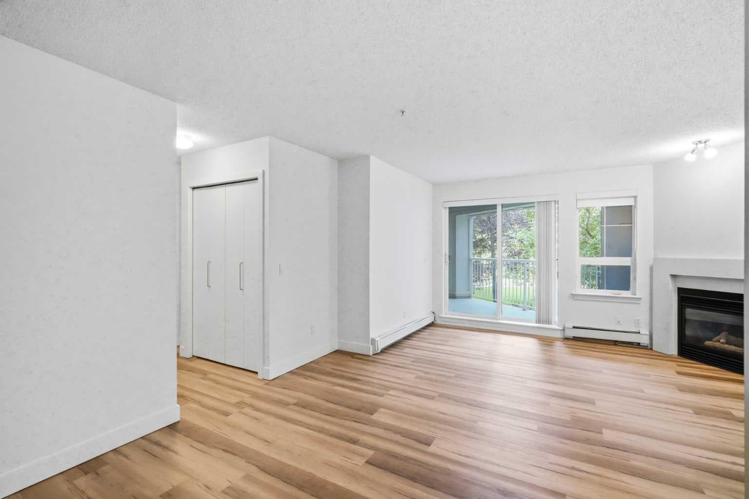 235, 35 Richard Court SW