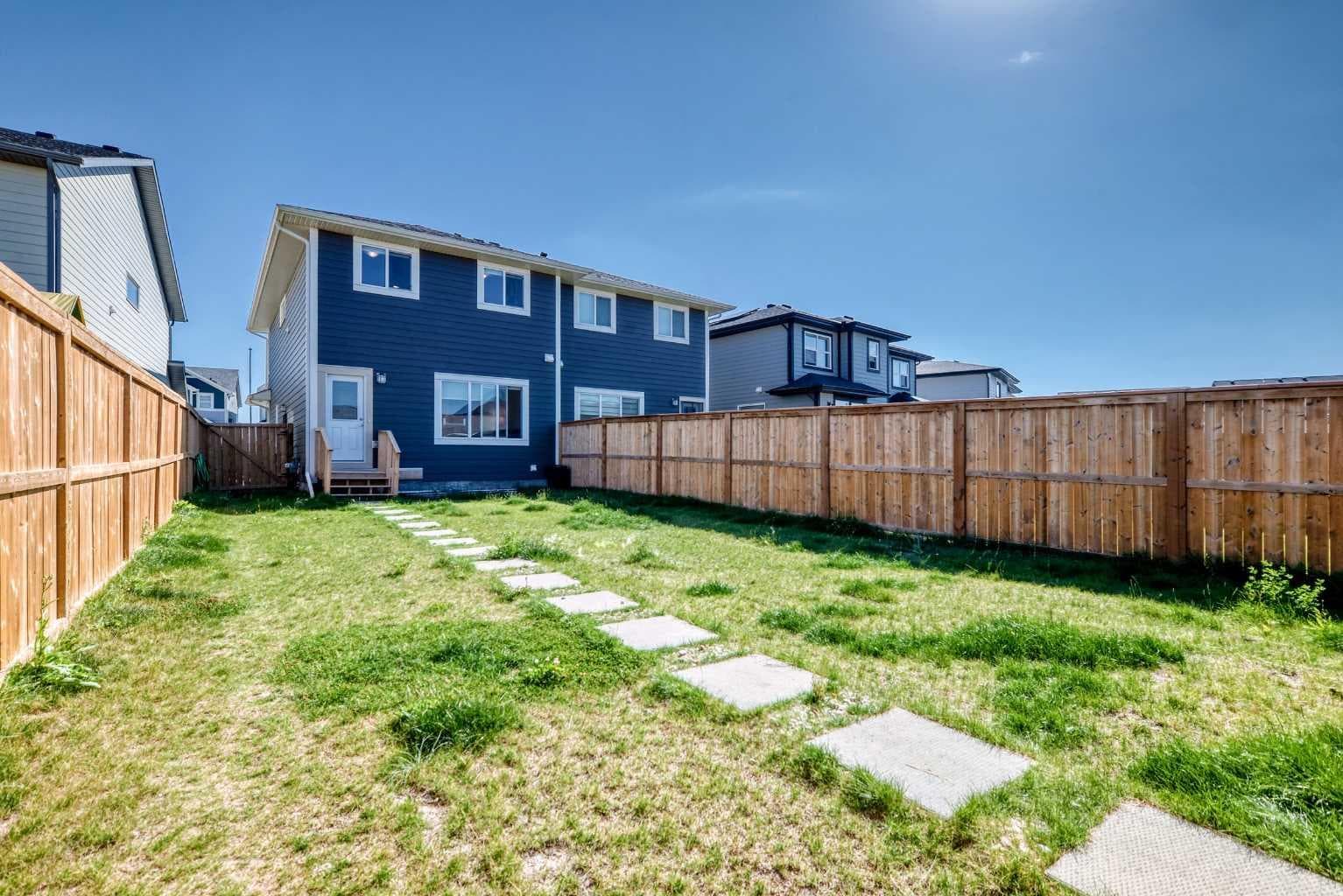 76 Magnolia Grove SE