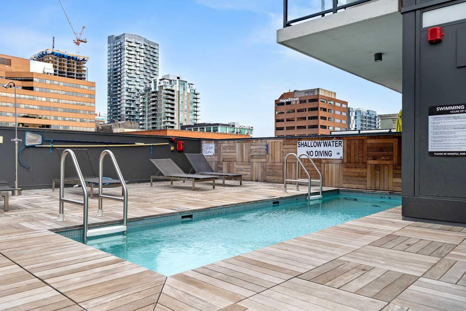 3006, 1010 6 Street SW