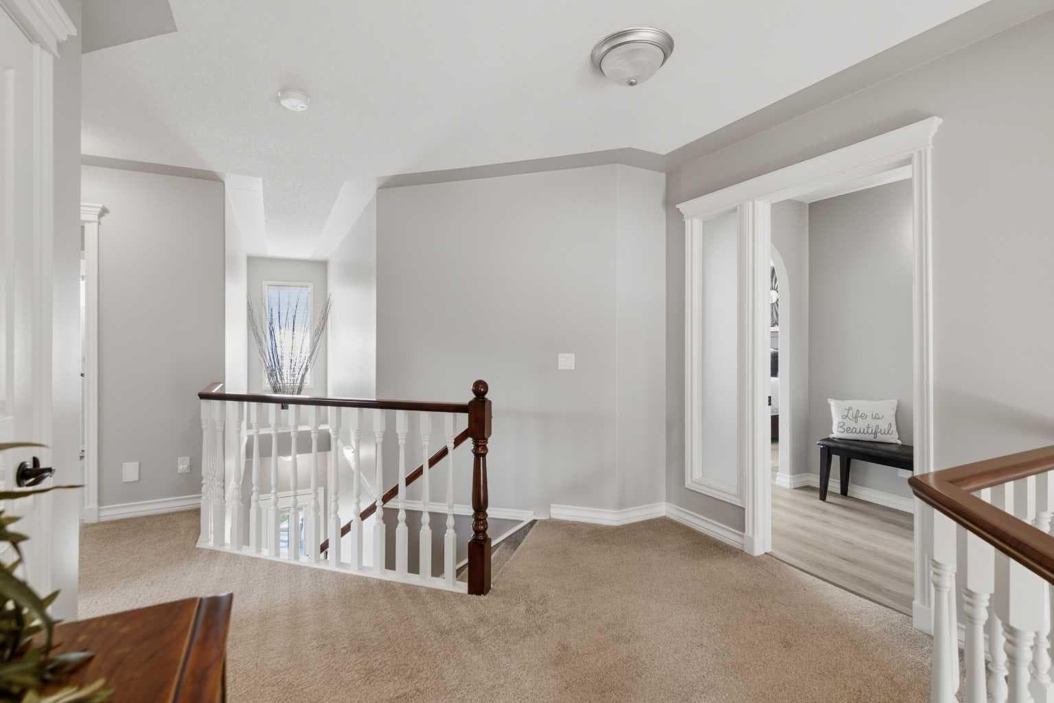 5 Sunset Way SE