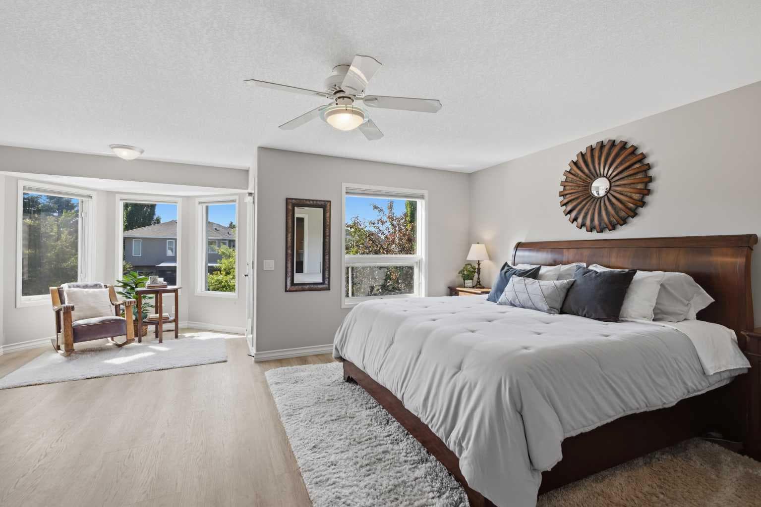 5 Sunset Way SE