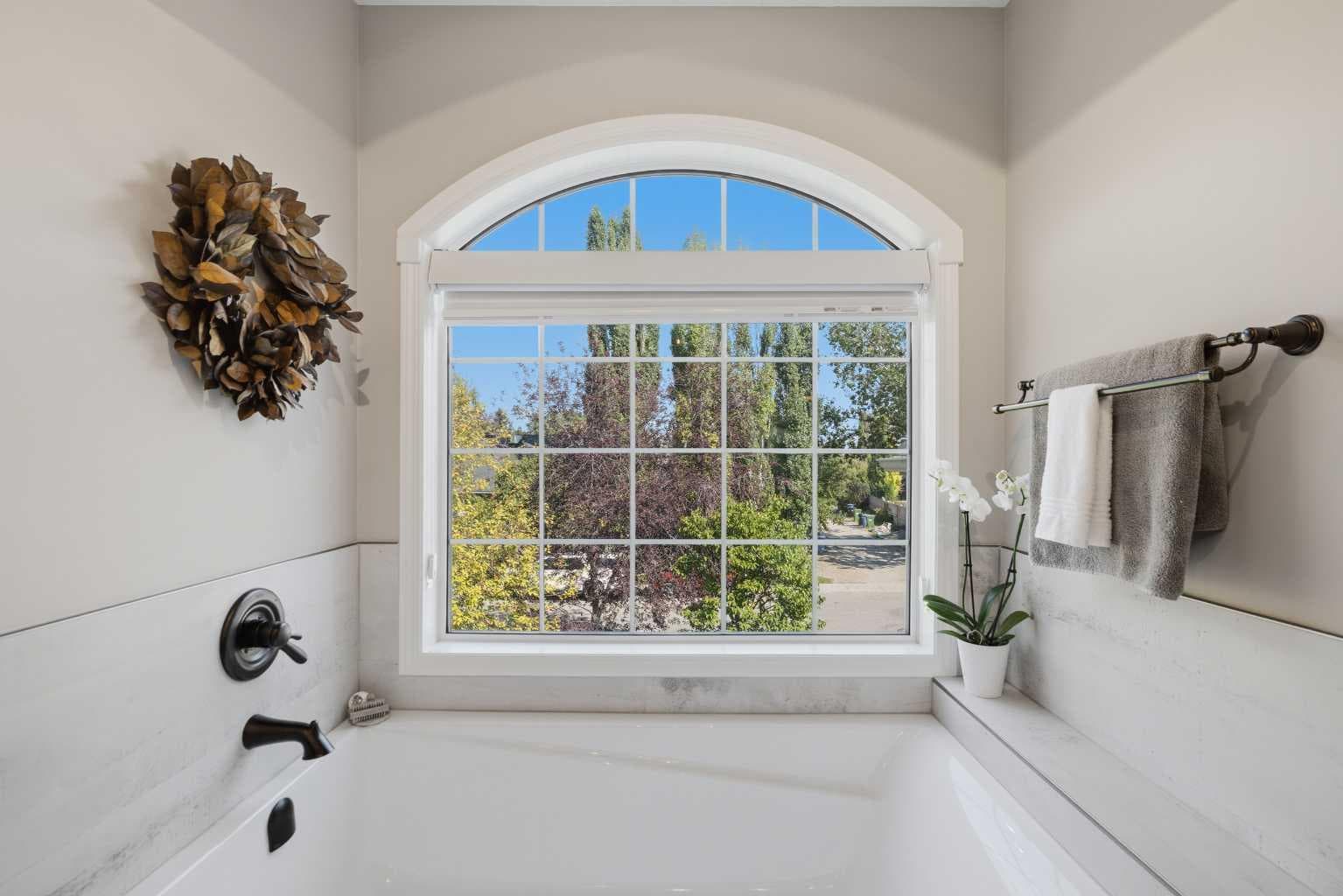 5 Sunset Way SE