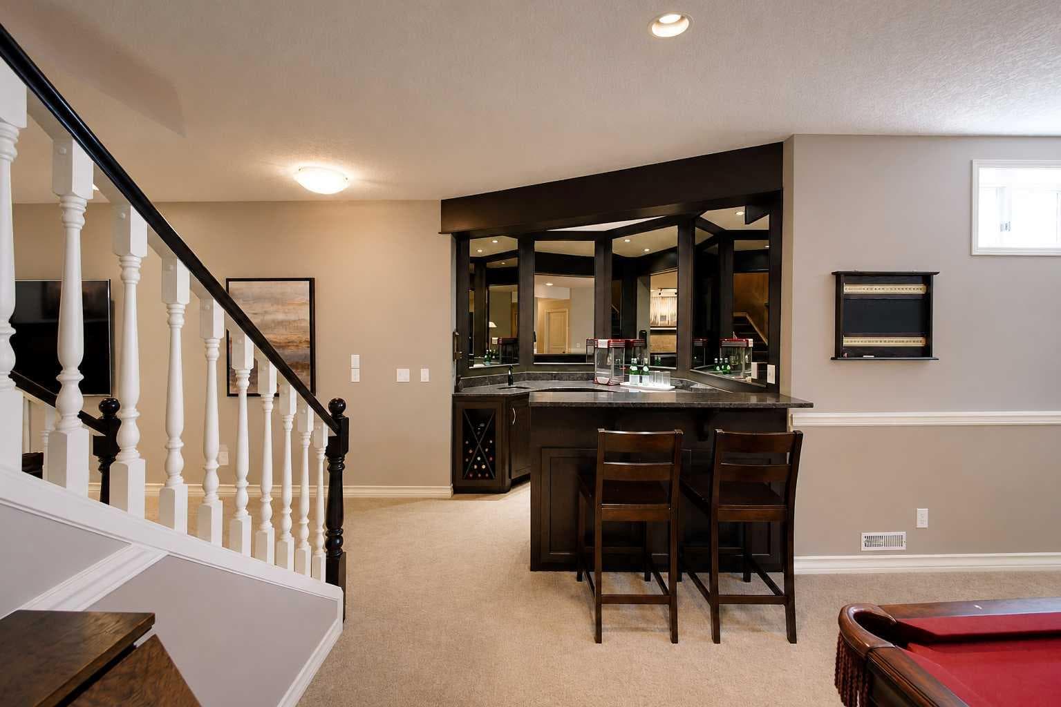 5 Sunset Way SE