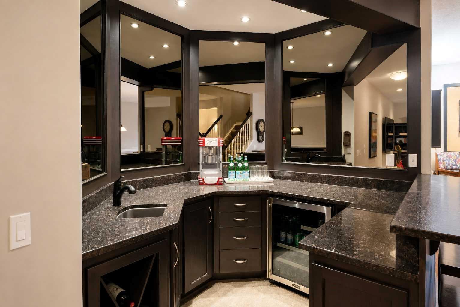 5 Sunset Way SE