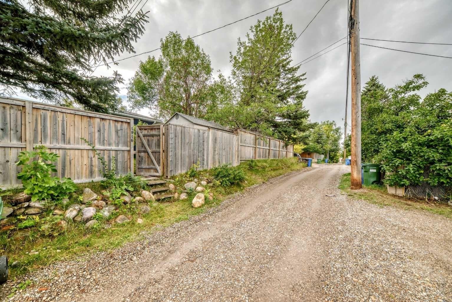 1916 Green Ridge Road SW