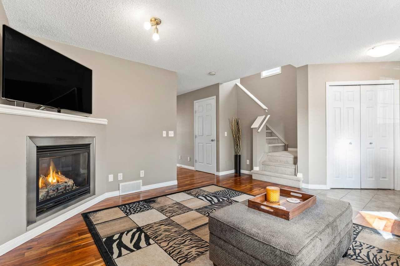 42 Everglen Manor SW