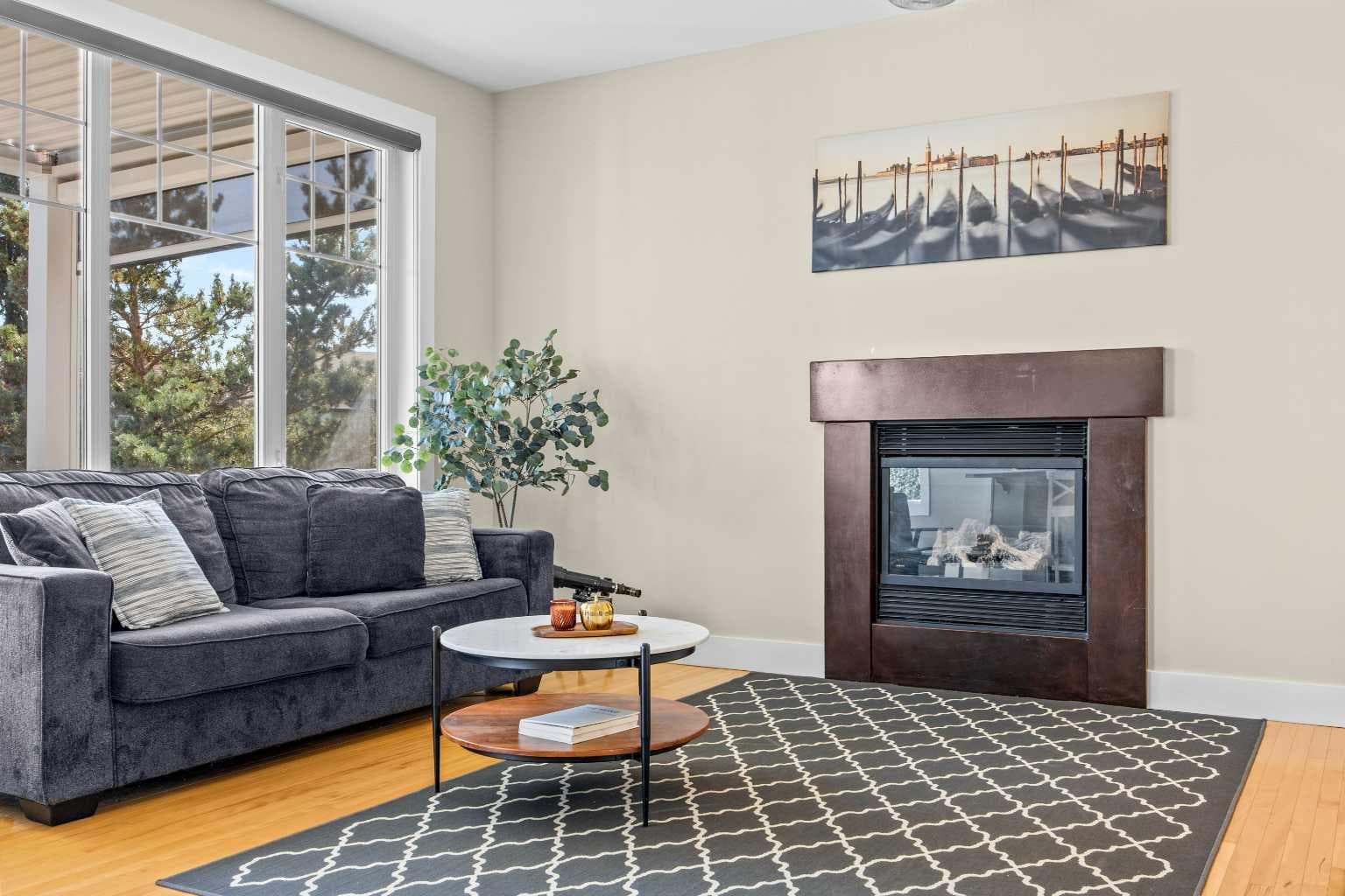 122 Springborough Point SW