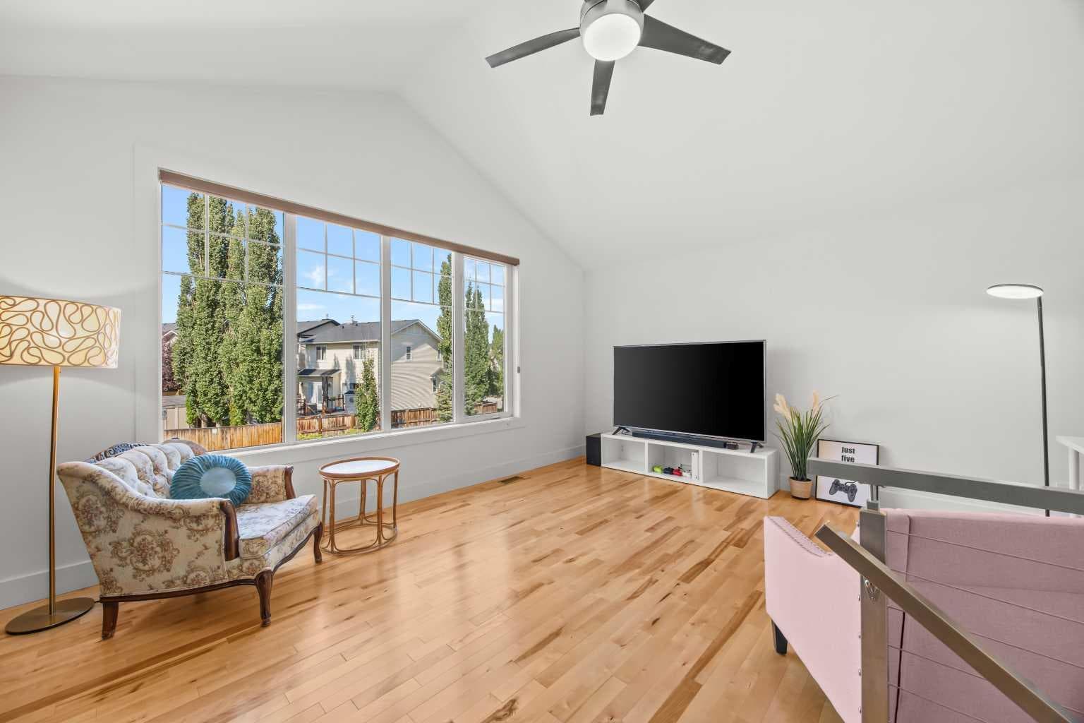 122 Springborough Point SW