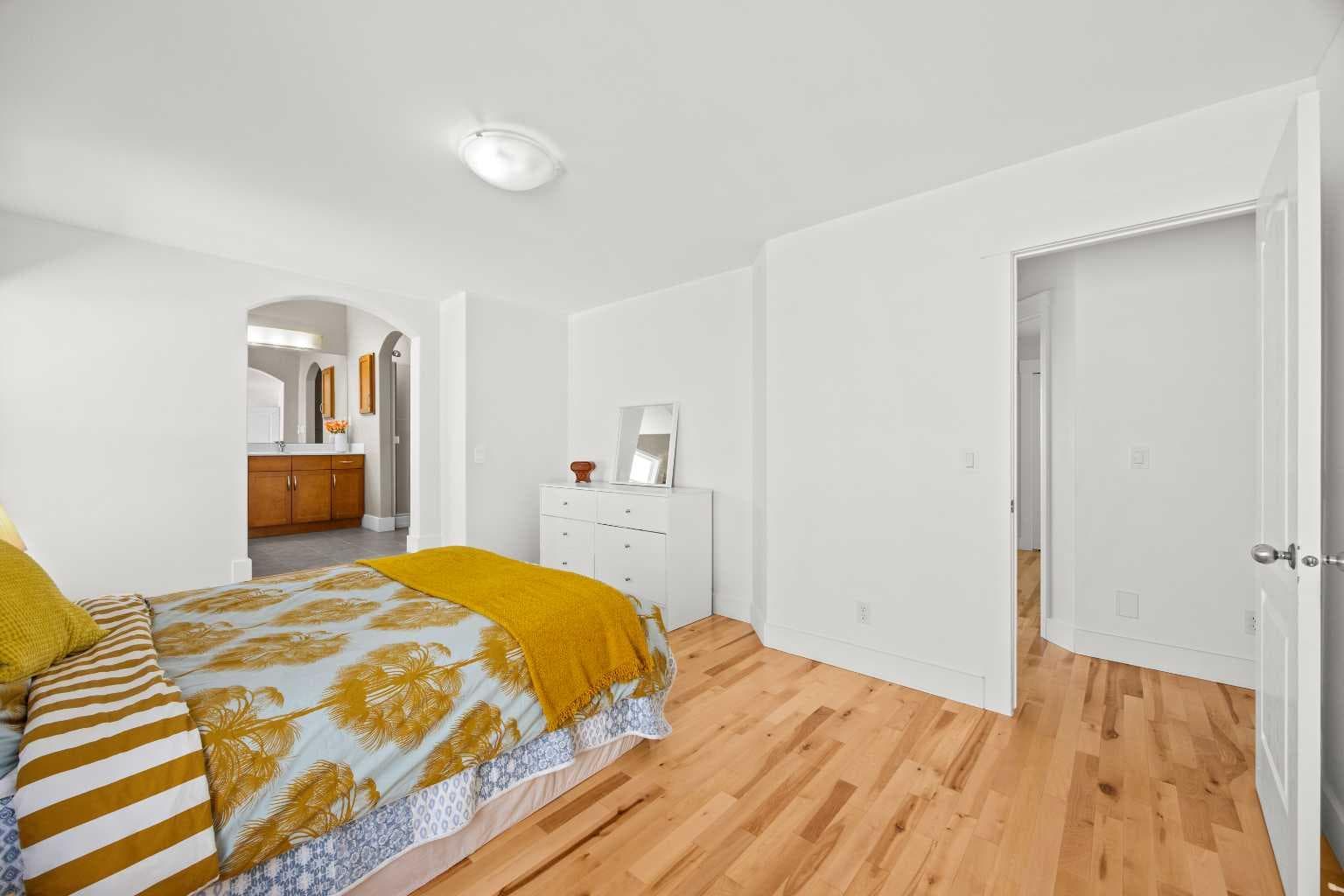 122 Springborough Point SW