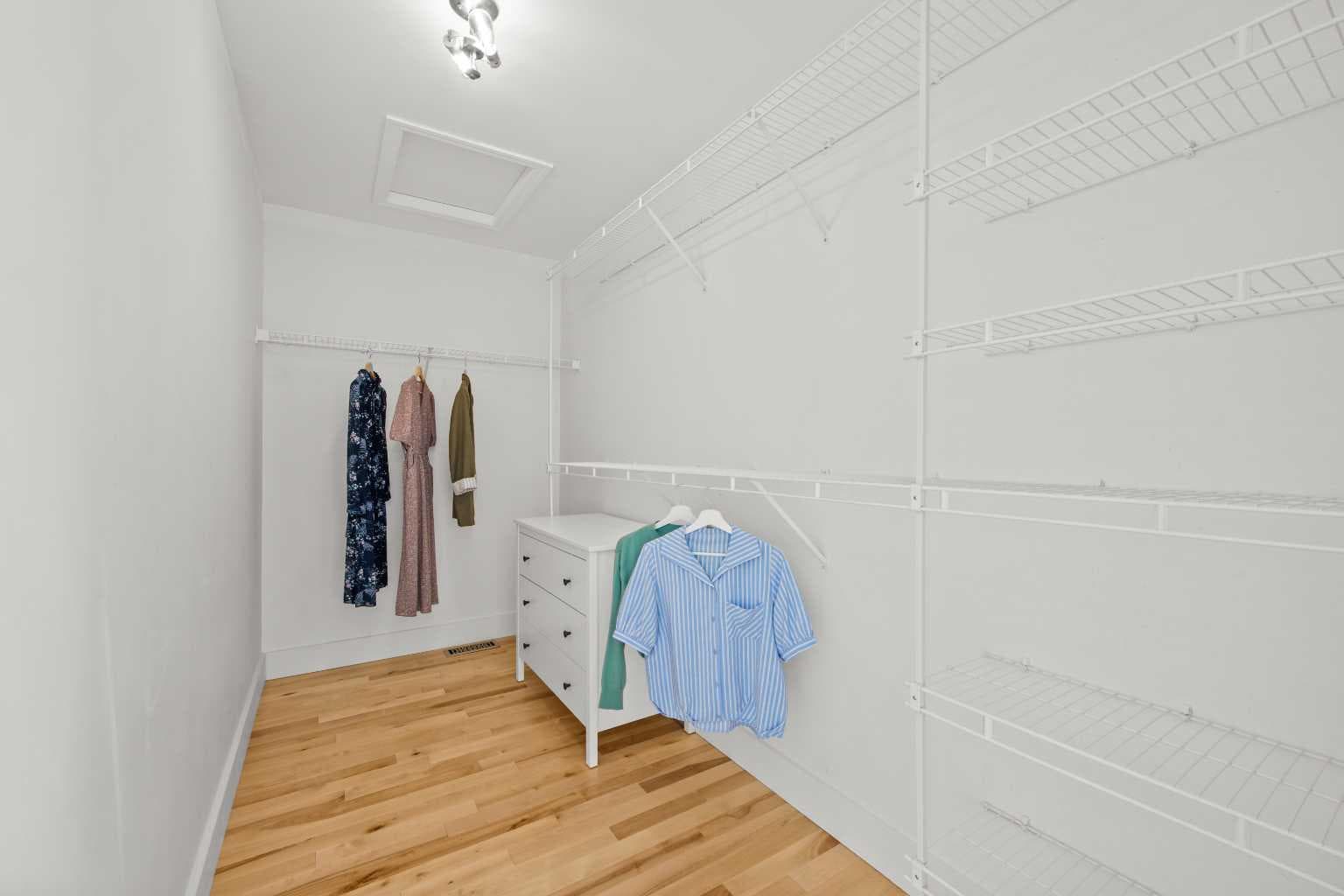 122 Springborough Point SW
