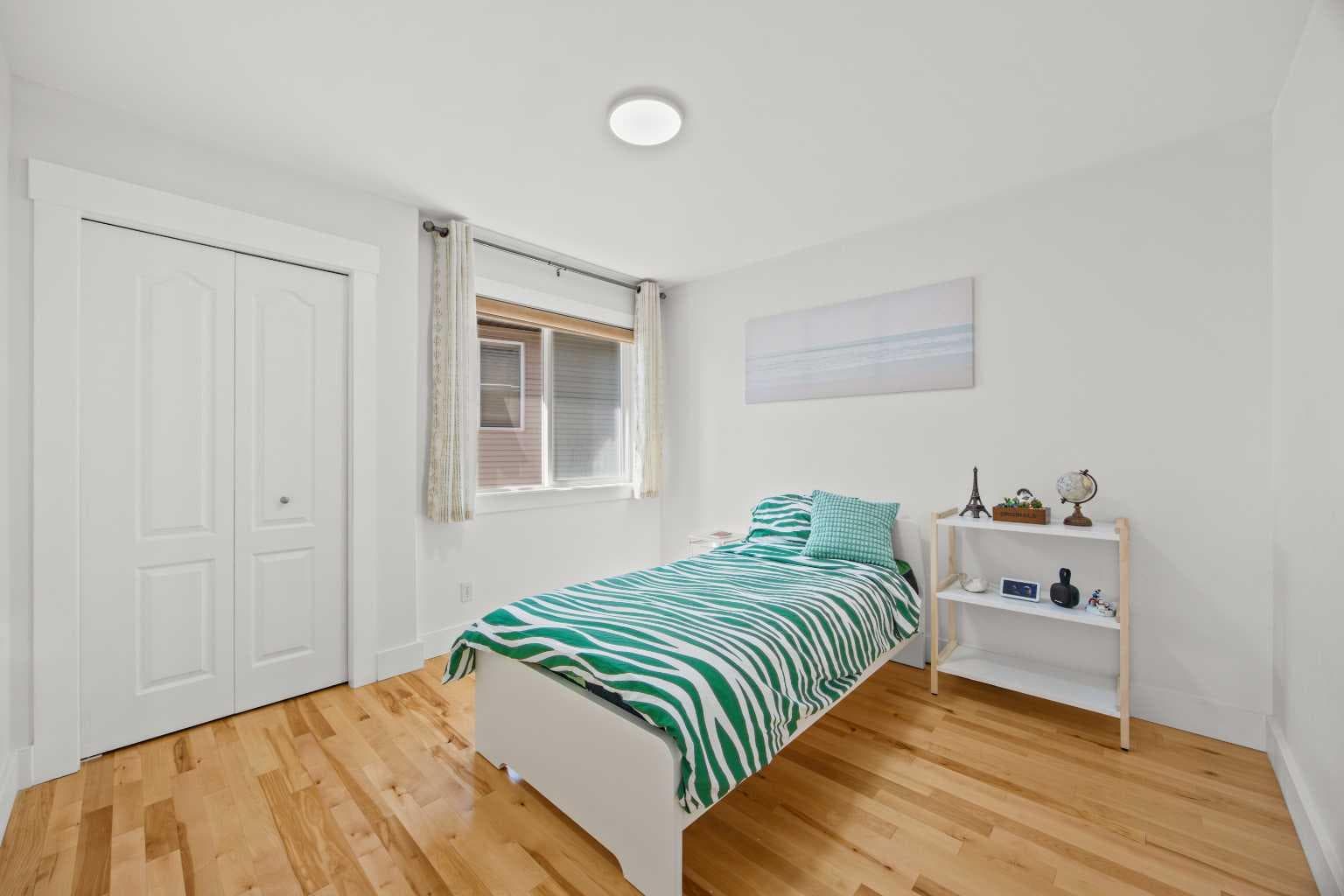 122 Springborough Point SW