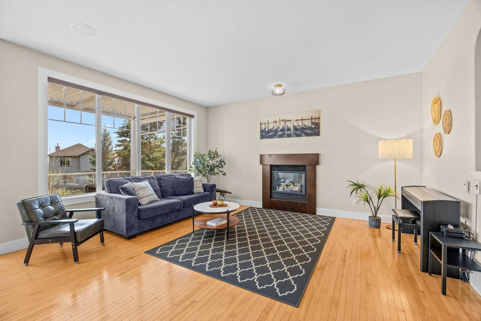 122 Springborough Point SW