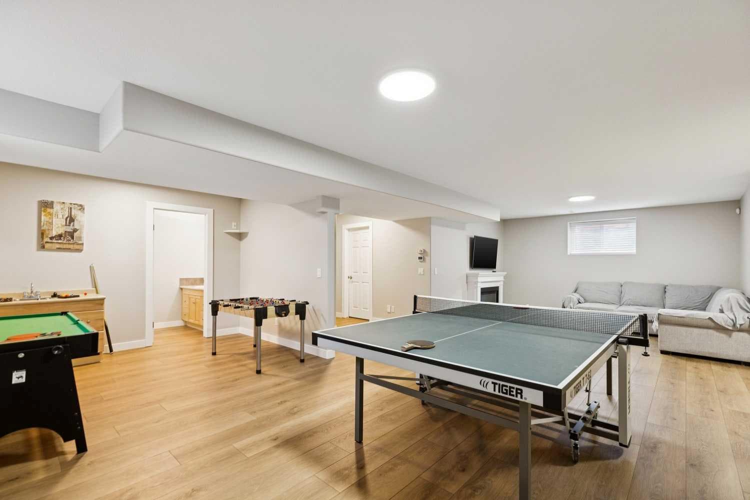 3 Tuscany Glen Green NW