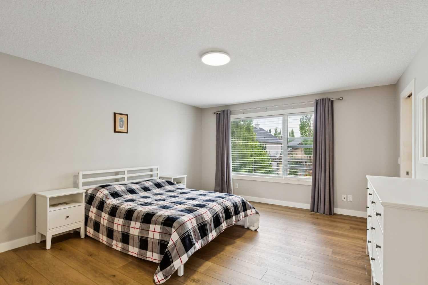 3 Tuscany Glen Green NW