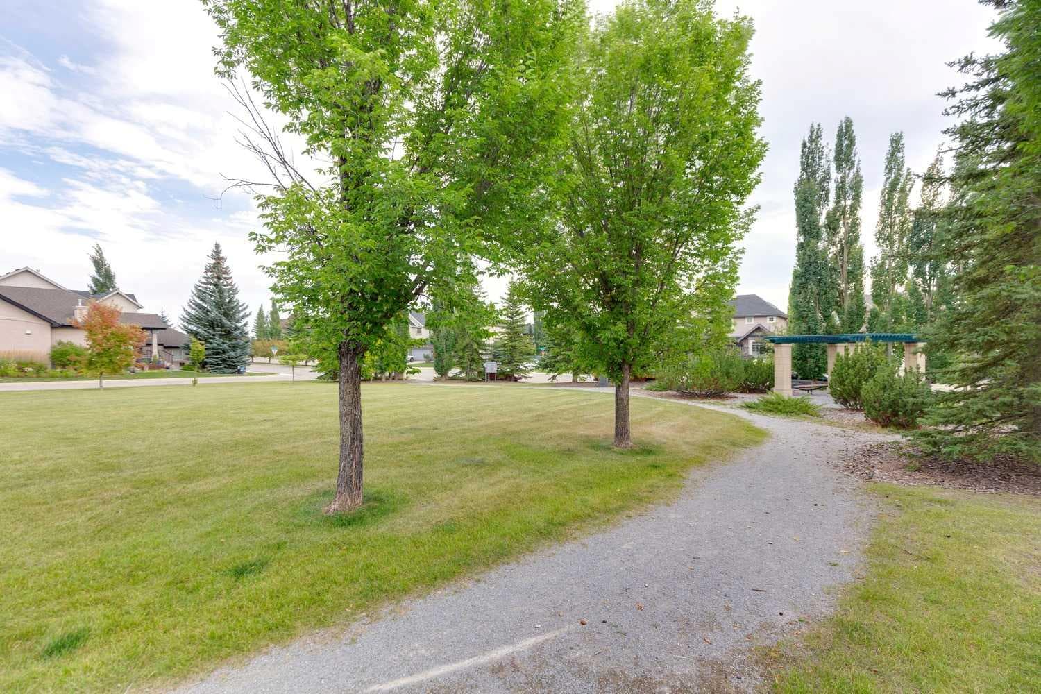 3 Tuscany Glen Green NW