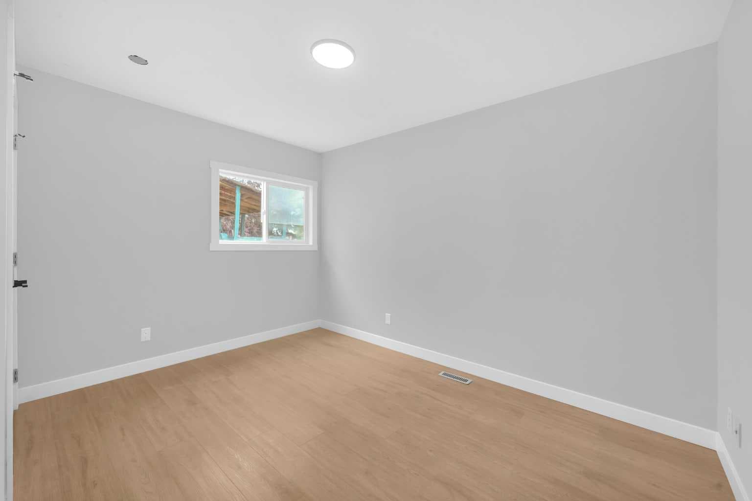 219 Falwood Way NE
