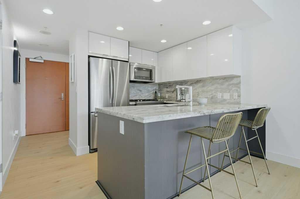 205, 519 Riverfront Avenue SE
