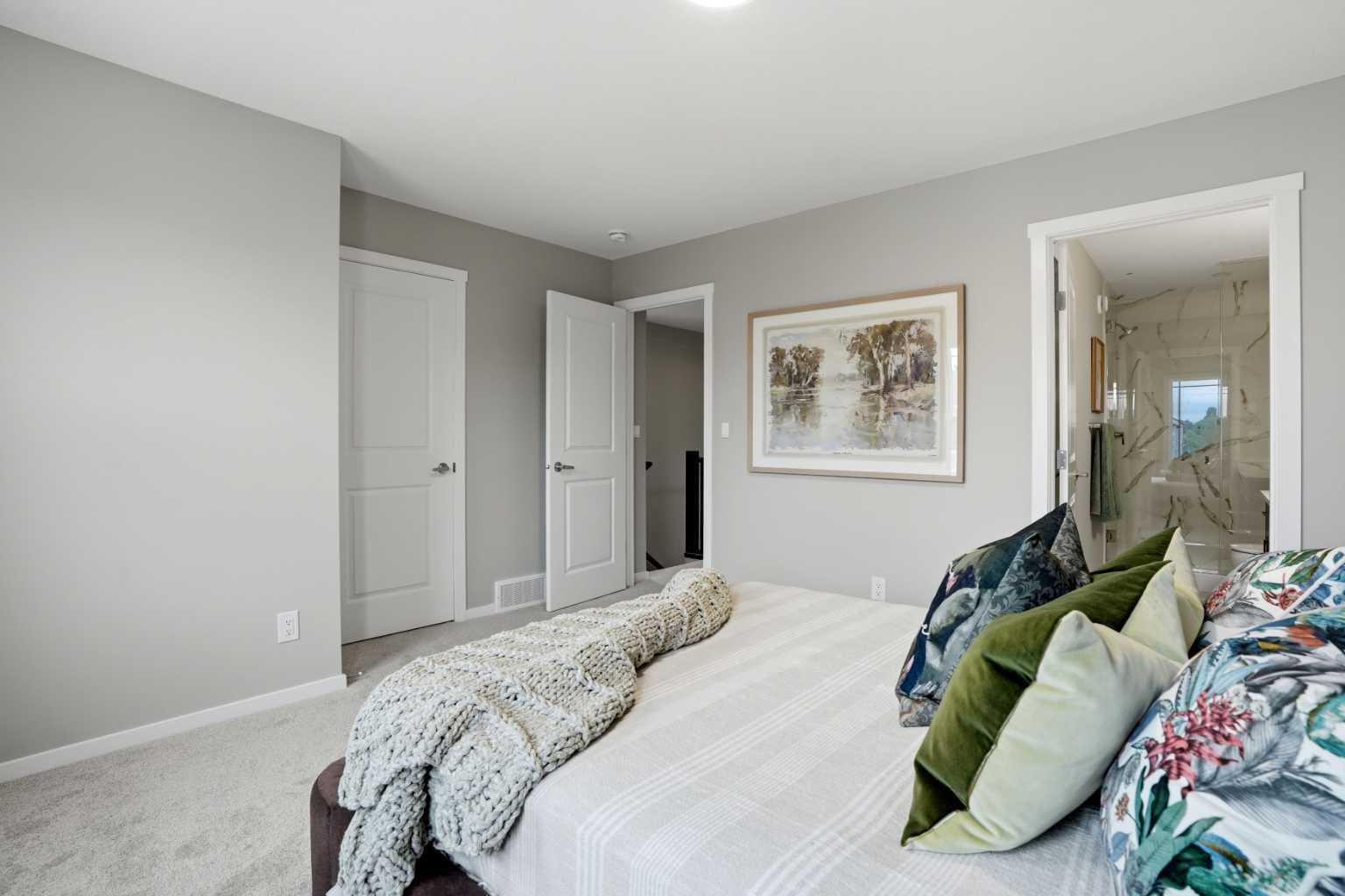 29 Yorkstone Gardens SW