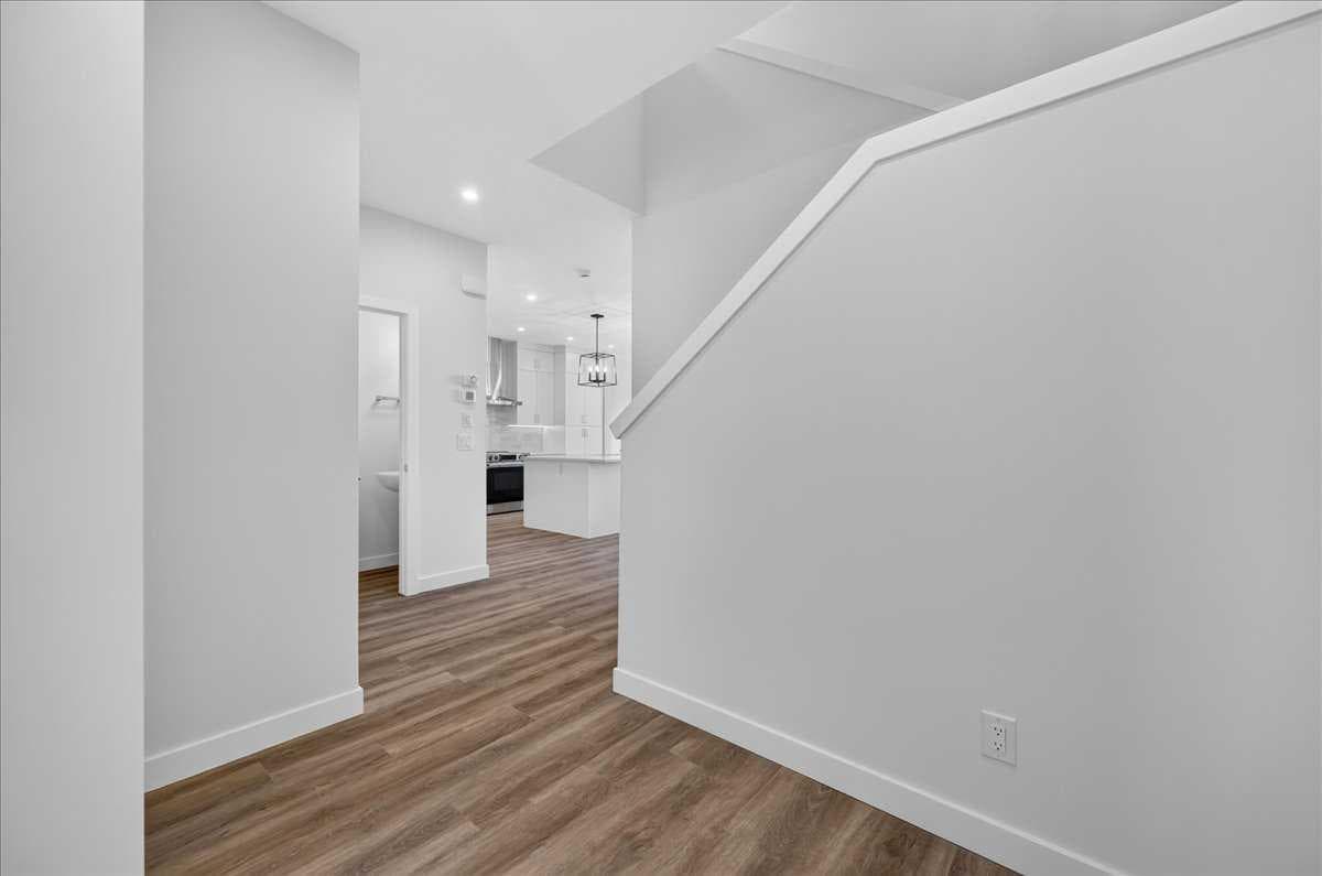 26 Harbour Way 