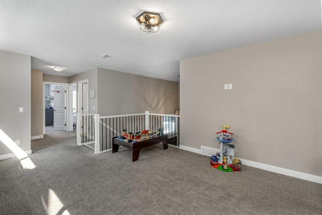 68 Sunrise Way 