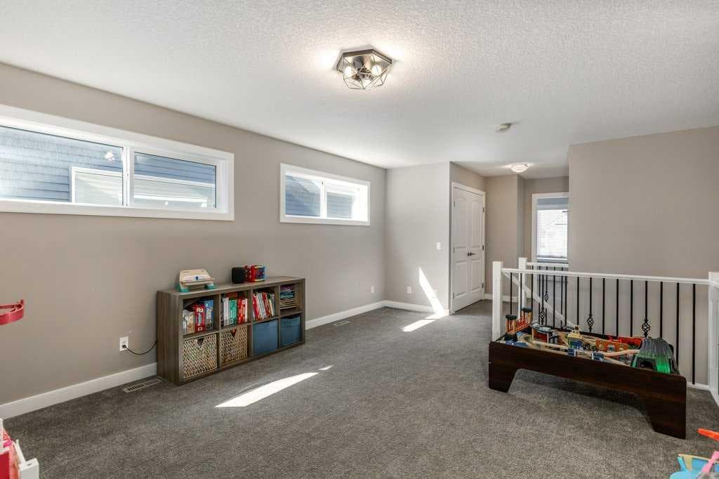 68 Sunrise Way 