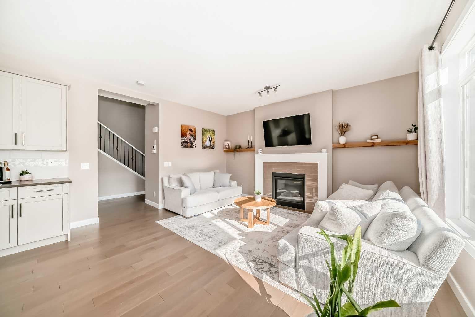 68 Sunrise Way 