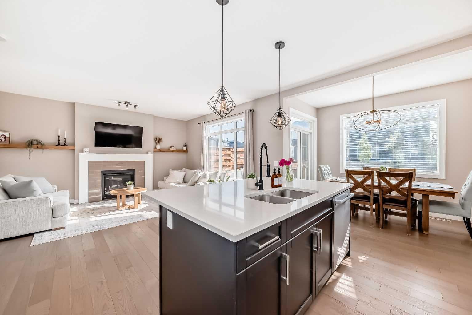 68 Sunrise Way 