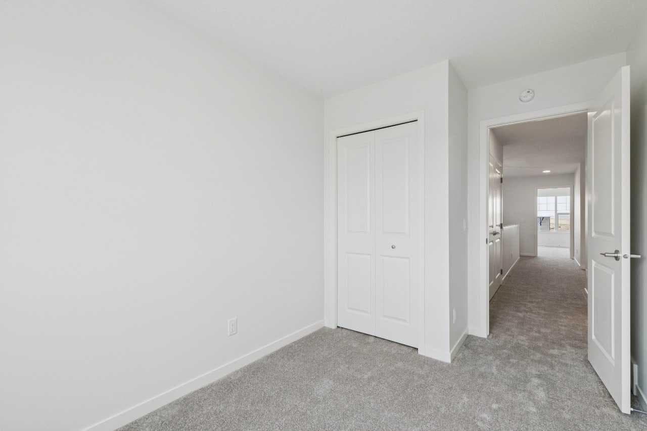 186 Aquila Grove NW