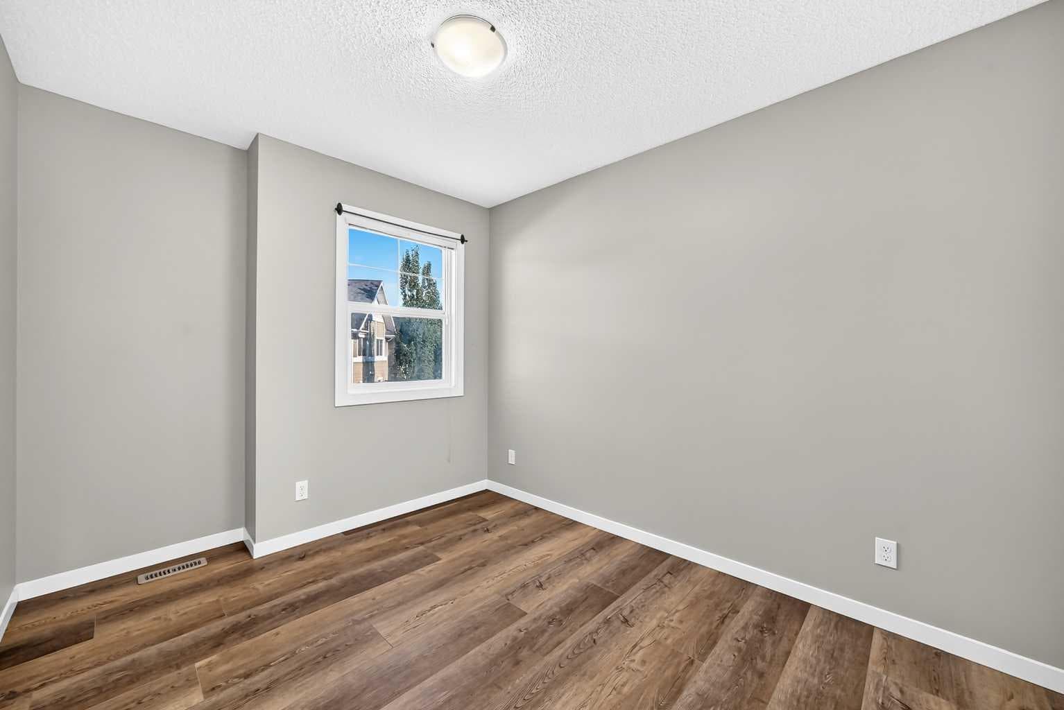 108 New Brighton Point SE