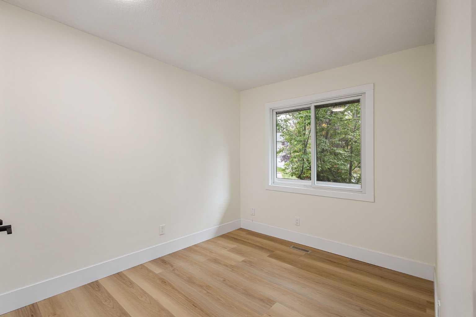 802, 700 Allen Street SE