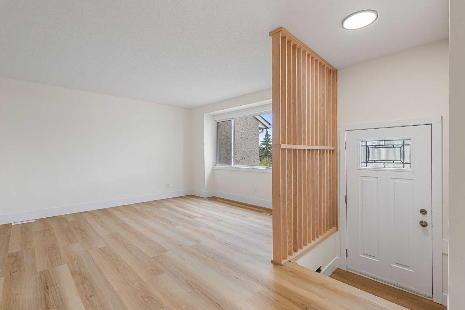 802, 700 Allen Street SE