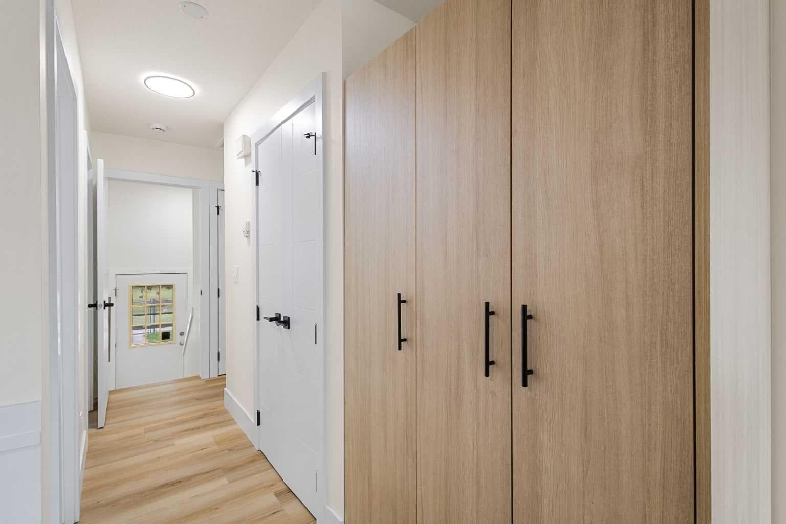 802, 700 Allen Street SE