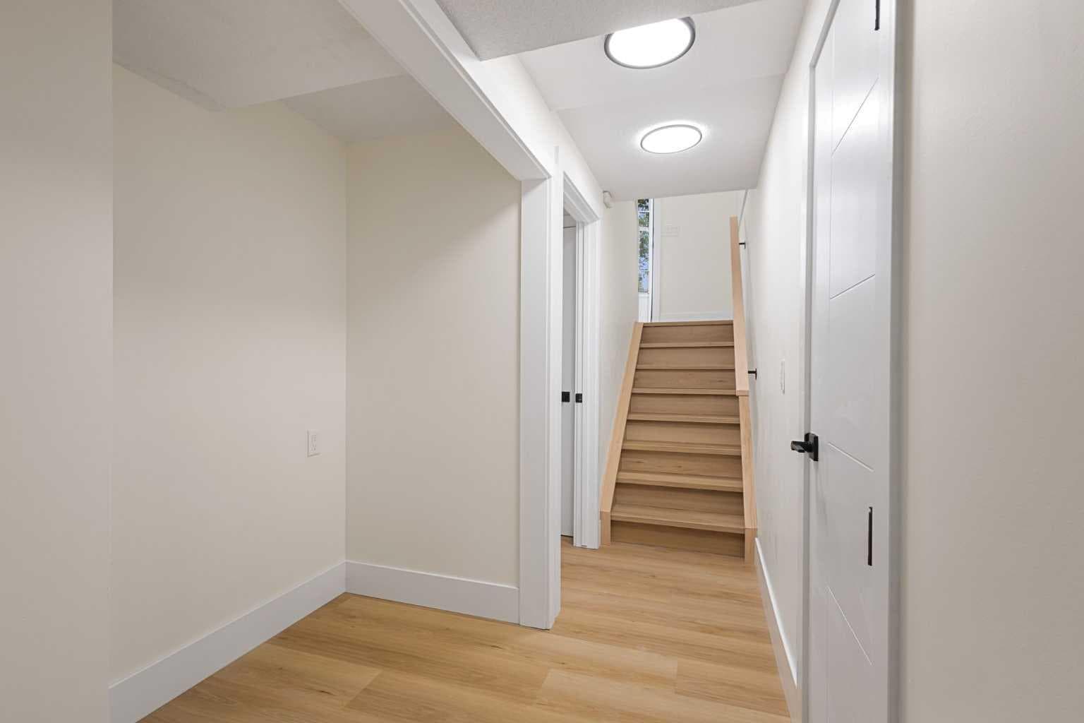 802, 700 Allen Street SE