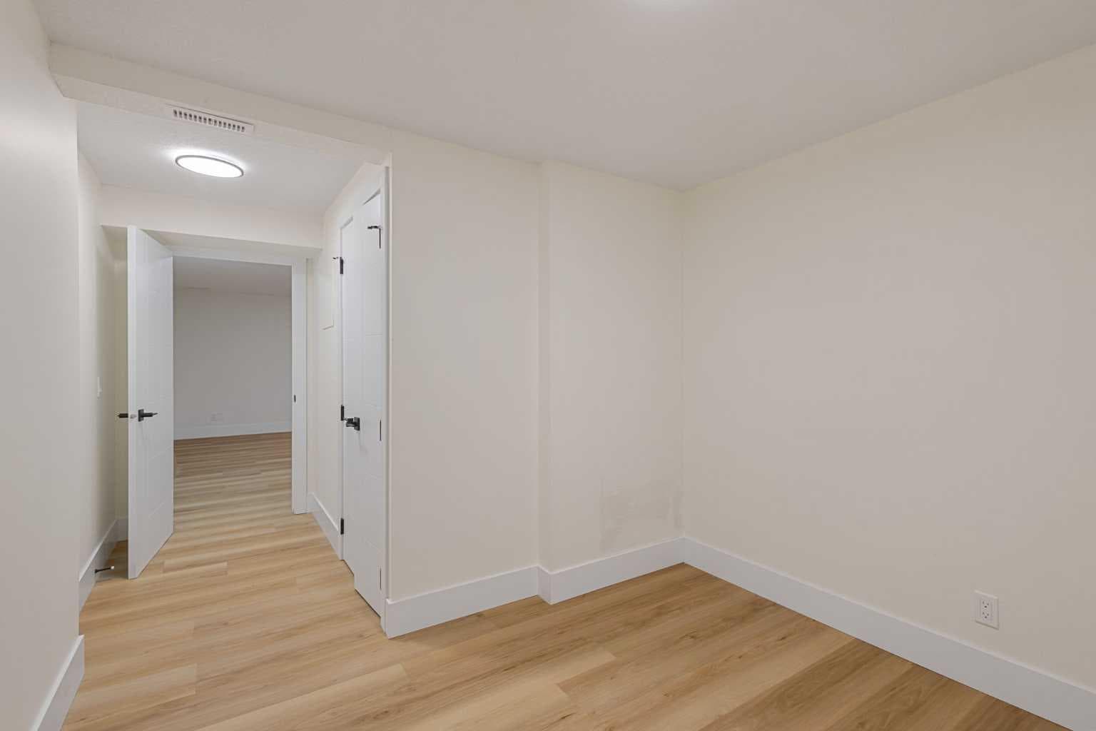 802, 700 Allen Street SE
