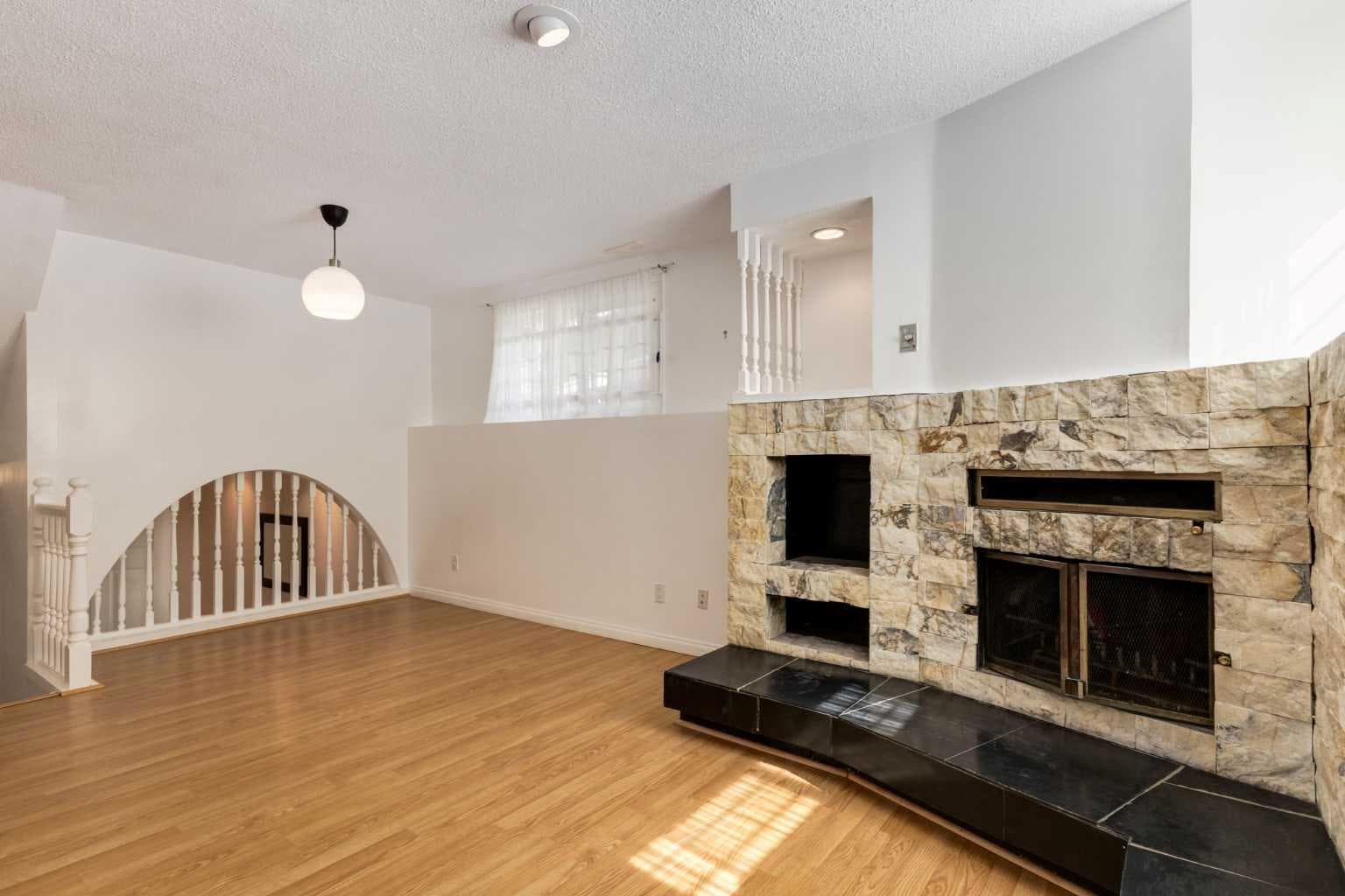 116 Bearberry Crescent NW