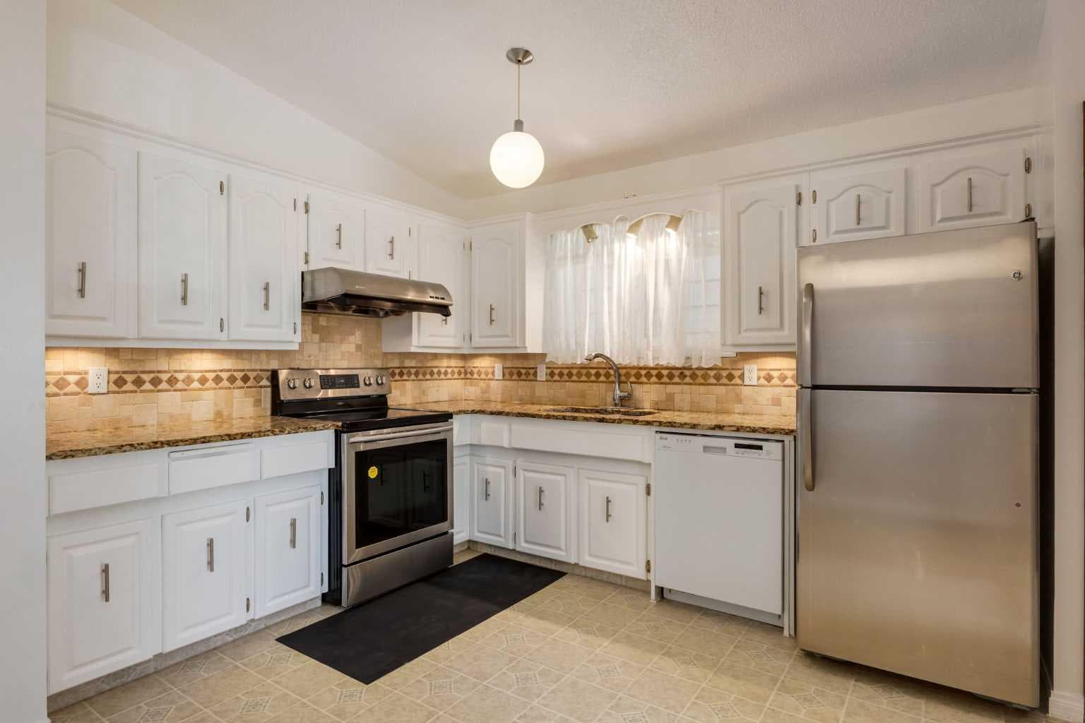 116 Bearberry Crescent NW