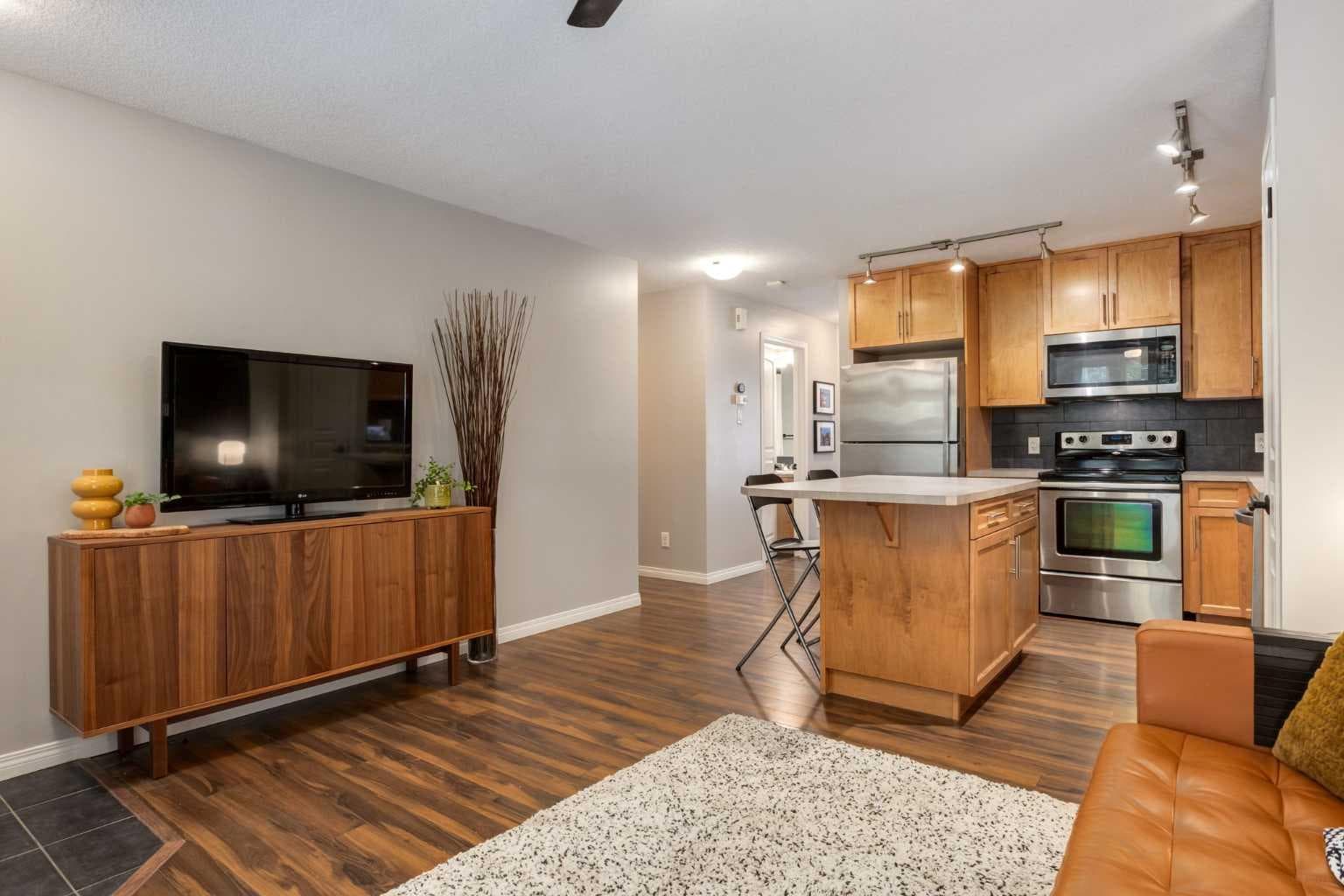 218 Auburn Bay Square SE