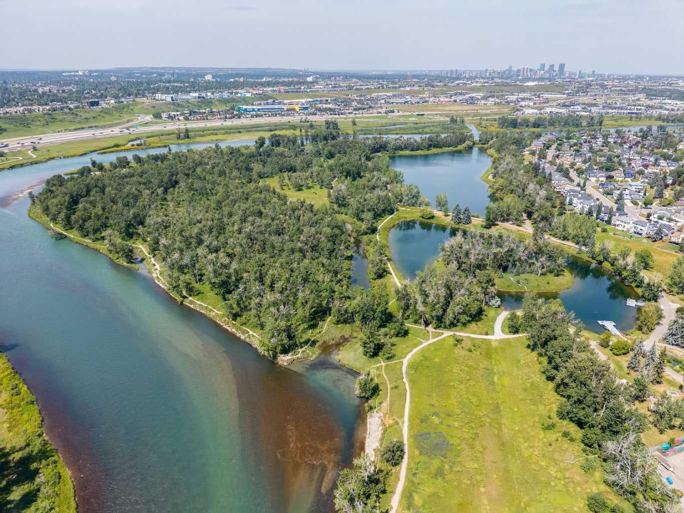111 Riverbrook Road SE