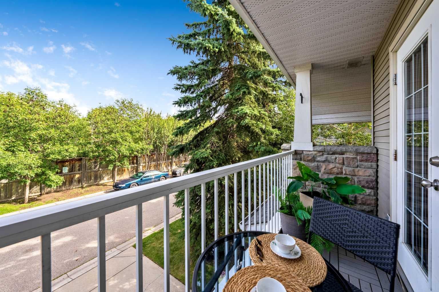 190 Inglewood Grove SE